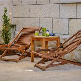 4 Bedroom Villa with Pool in Dubrovnik City, sleeps 8